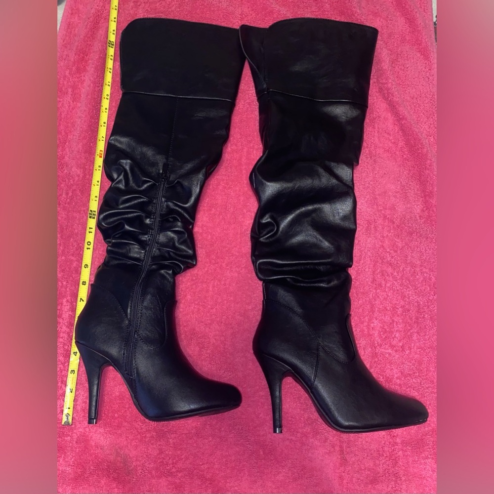 Forever Wrinkled Slouchy Dress Boots Womens Focus-33 Black Fashion Boots Size 8